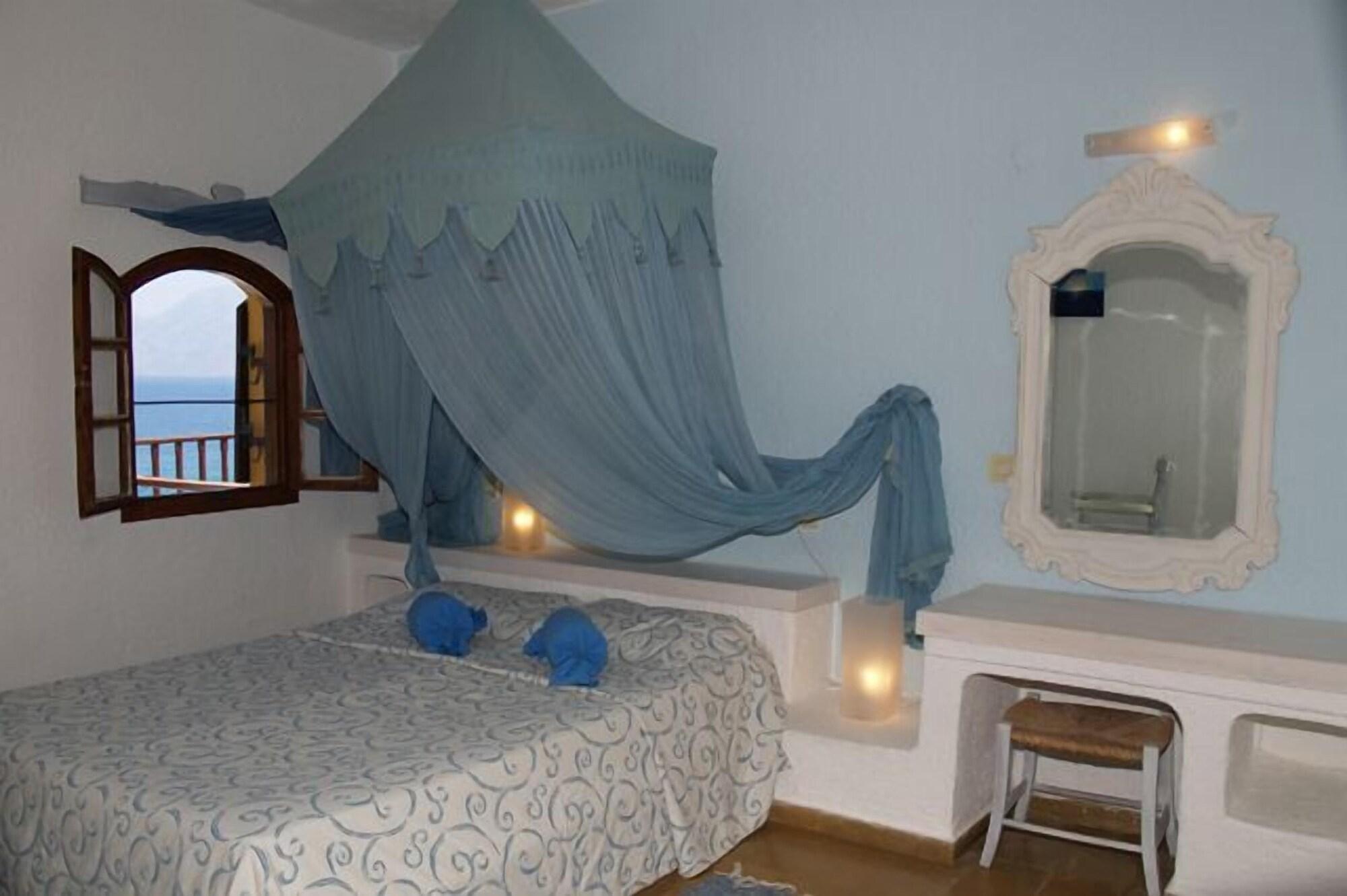Cretan Village Apart Otel 4*